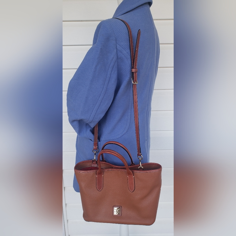 Y2K EUC Dooney & Bourke Leather All Weather Handbag Tote Crossbody!!!! - Picture 16 of 16